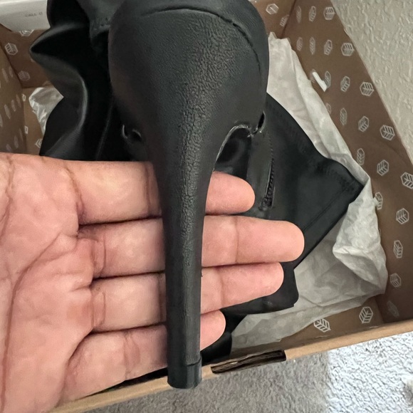 New!Call It Spring Onadodien Black Over the Knee Boots size 6 or make an offer - Picture 5 of 6